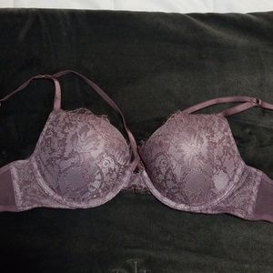 NWOT Very Sexy lace strappy push up bra
